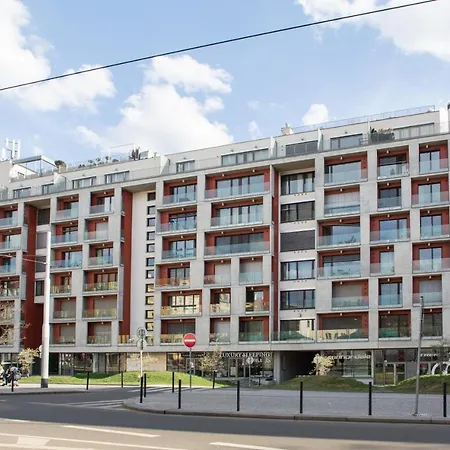 Διαμέρισμα Jt's Korunni Str.